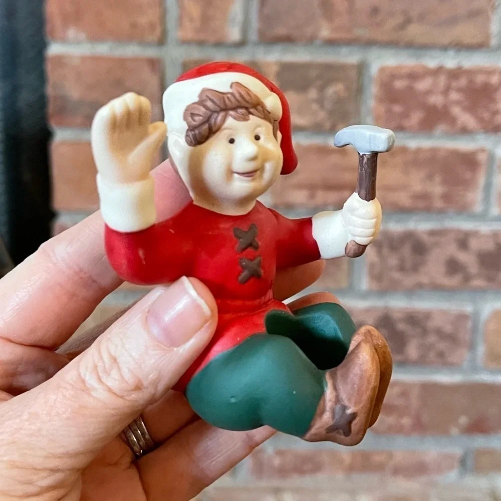 PartyLite Santa's Elves Saucerlite with Box
